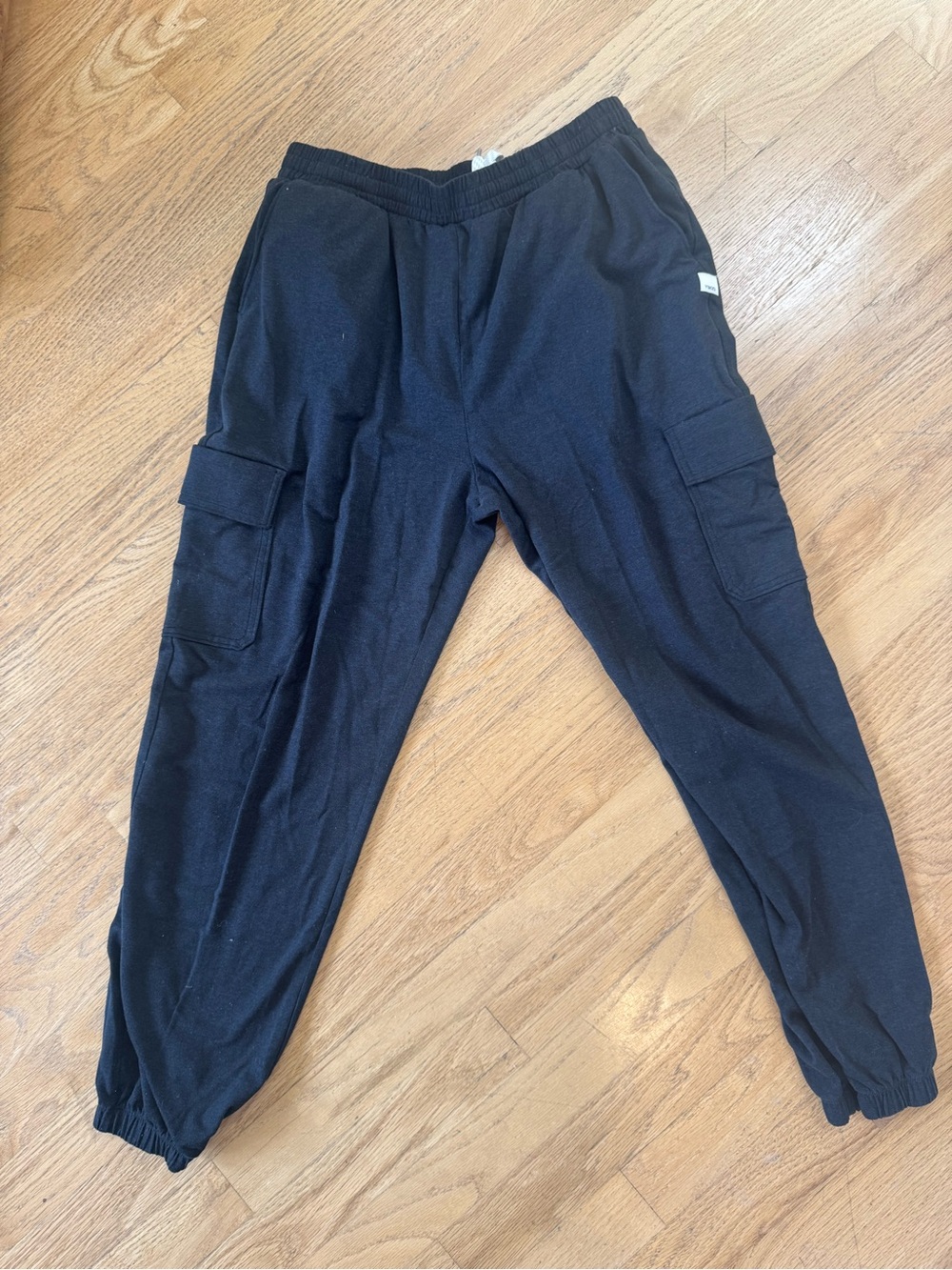 Vuori Black Cargo Jogger Pants for Women
